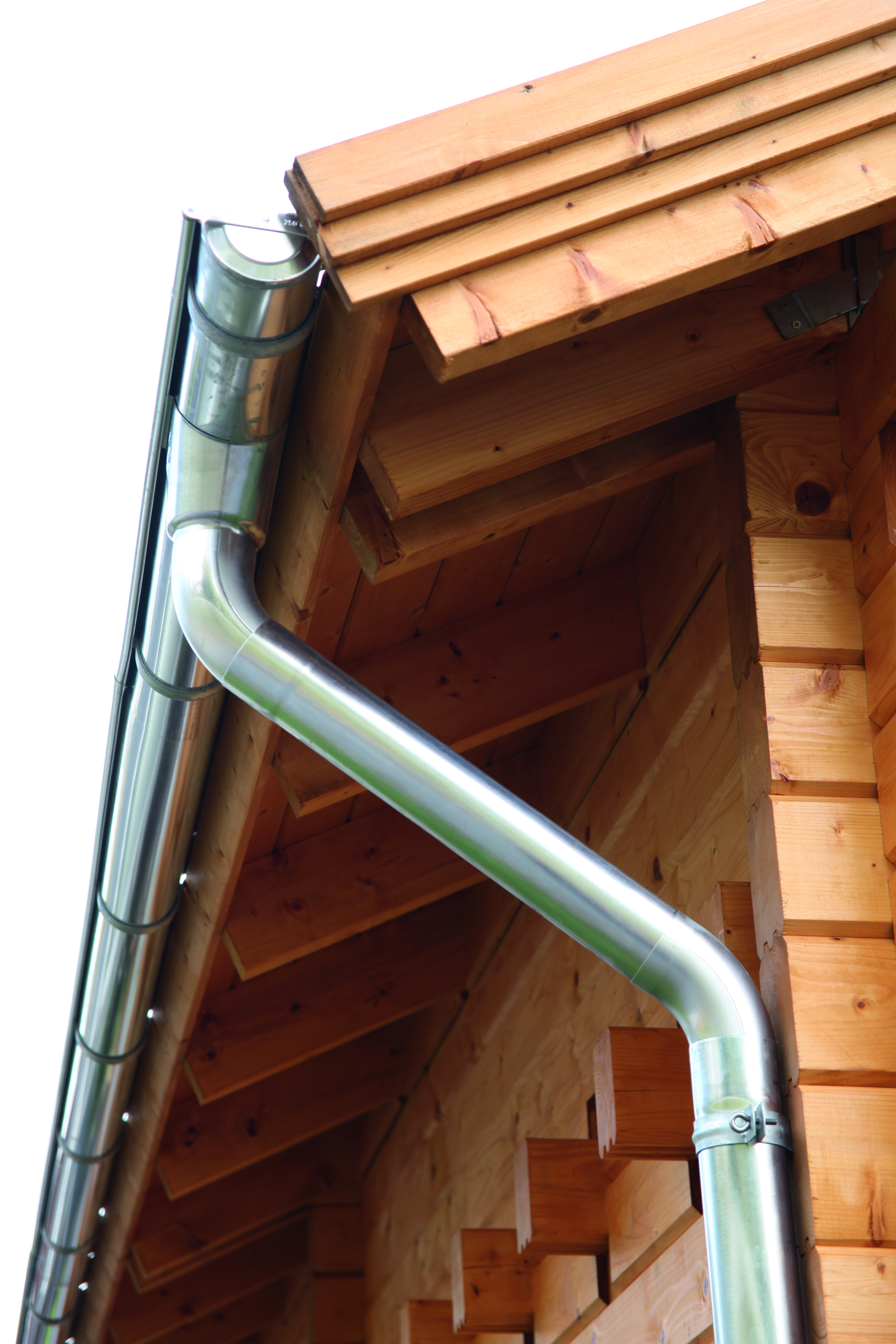 Wolff Finnhaus Aludachrundrinnenset SD bis 1000 cm mit 2 Fallrohren + Zusatzpaket ABS/SD