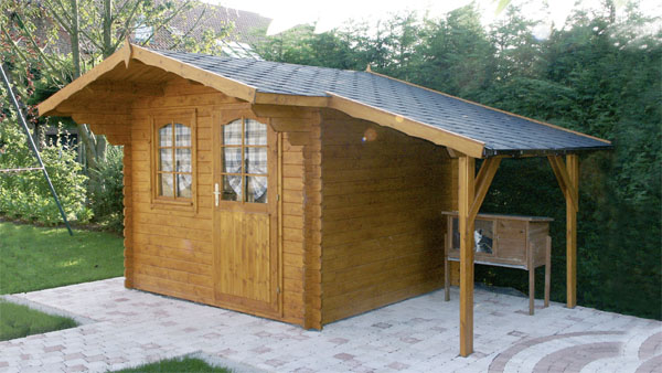 Wolff Finnhaus Schleppdach A für Blockbohlenhäuser mit Satteldach